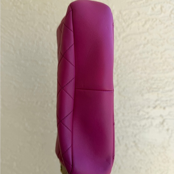 CHANEL Elegant Chain Single Flap Pink Leather Lambskin Shoulder Bag - Picture 5 of 11